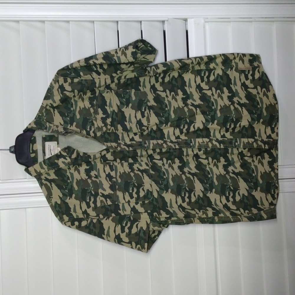 Men's Field and Stream shirt